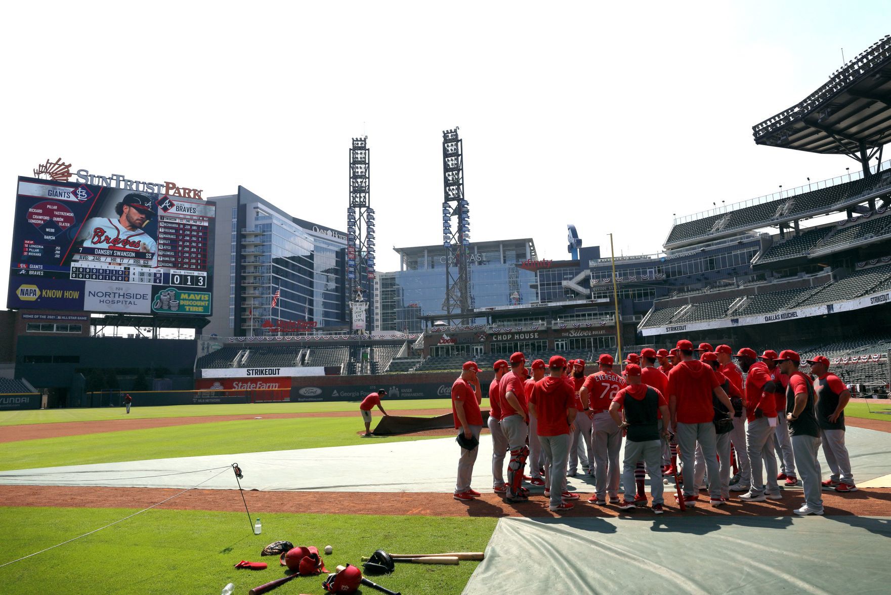 St. Louis Cardinals practice before Game 1 of NLDS in Atlanta